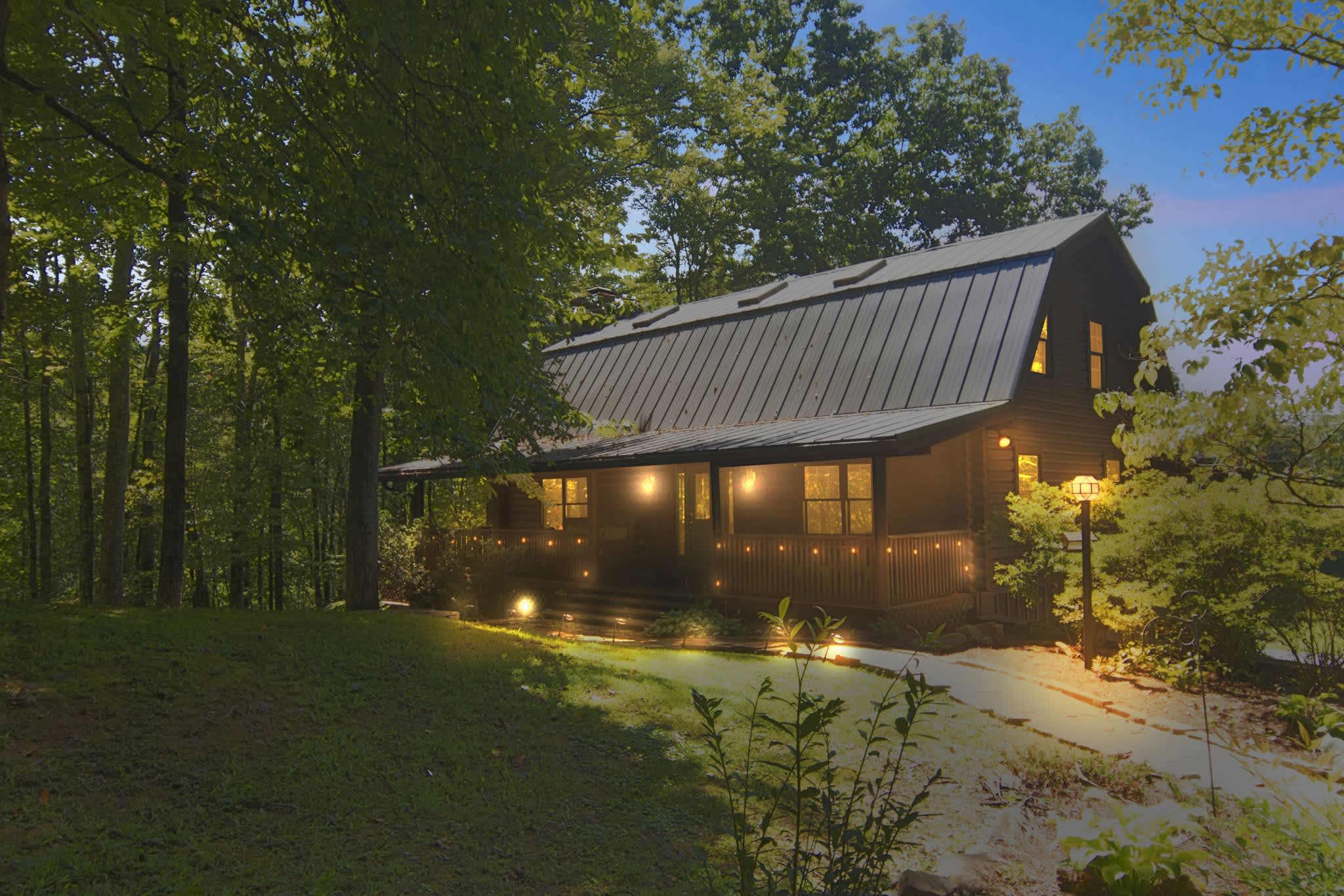 Property Manager vs Self-Management in Smoky Mountains: Fee Comparison